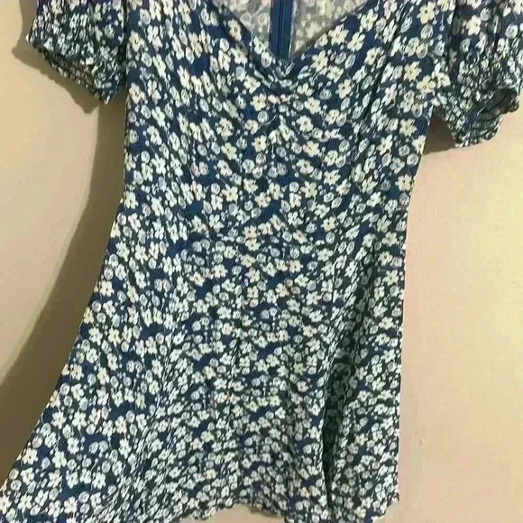 REFORMATION - Picture 4 of 5